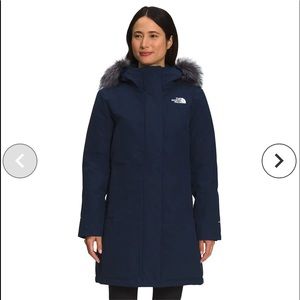 Womens The North Face jacket size Medium